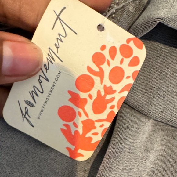 NWT FREE PEOPLE FP movement Go To Smooth Straight Leg Pants washed Sage XS/S - Picture 5 of 7